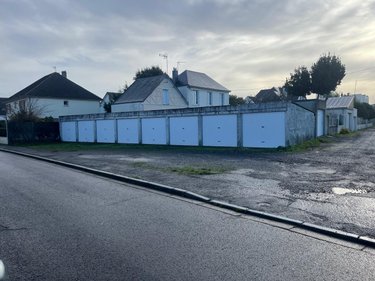 Garage et parking a vendre Granville 50400 Manche  169600 euros