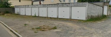 Garage et parking a vendre Granville 50400 Manche  169600 euros
