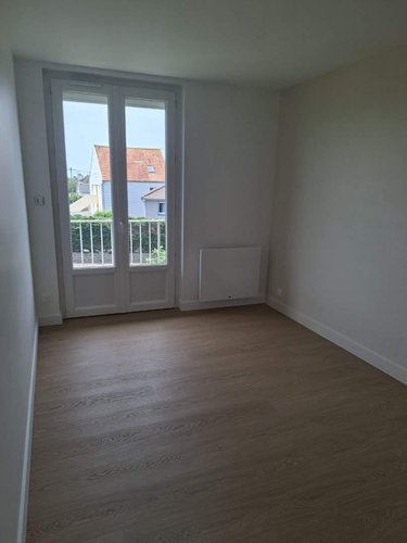 Location appartement Granville 50400 Manche 76 m2 3 pièces 720 euros