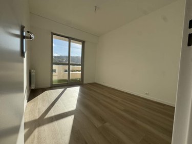 Location appartement Cherbourg-en-Cotentin 50100 Manche 80 m2 3 pièces 915 euros