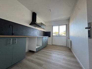 Location appartement Cherbourg-en-Cotentin 50100 Manche 80 m2 3 pièces 915 euros