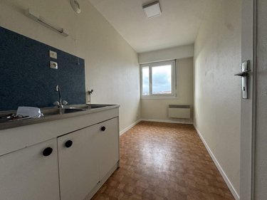 Location appartement Cherbourg-en-Cotentin 50100 Manche 50 m2 2 pièces 665 euros