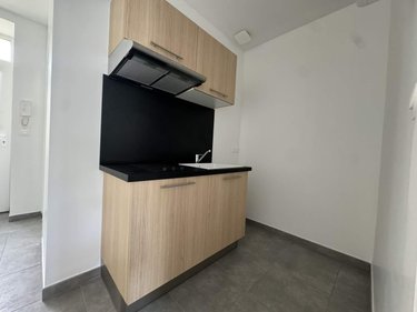 Location appartement Cherbourg-en-Cotentin 50100 Manche 29 m2 1 pièce 500 euros