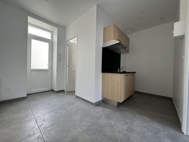 Location appartement Cherbourg-en-Cotentin 50100 Manche 29 m2 1 pièce 500 euros