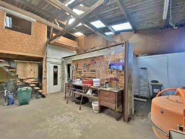 Fonds et murs commerciaux a vendre Cherbourg-en-Cotentin 50100 Manche 117 m2  126120 euros