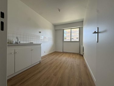 Location appartement Cherbourg-en-Cotentin 50100 Manche 79 m2 3 pièces 900 euros