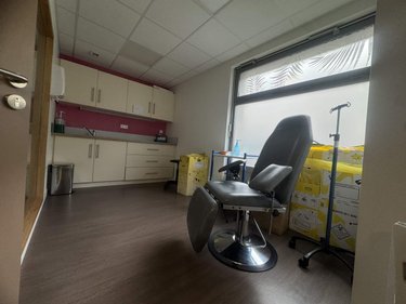 Location fonds et murs commerciaux Cherbourg-en-Cotentin 50100 Manche 28 m2  1010 euros