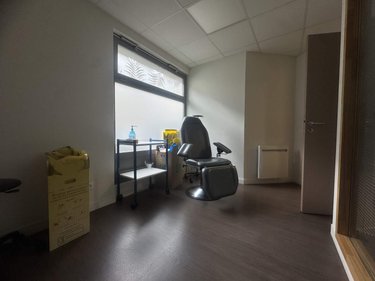 Location fonds et murs commerciaux Cherbourg-en-Cotentin 50100 Manche 28 m2  1010 euros