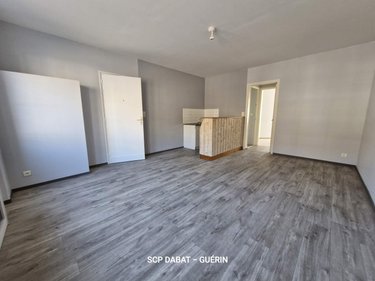 Immeuble a vendre Saint-Hilaire-du-Harcouët 50600 Manche 177 m2  184450 euros