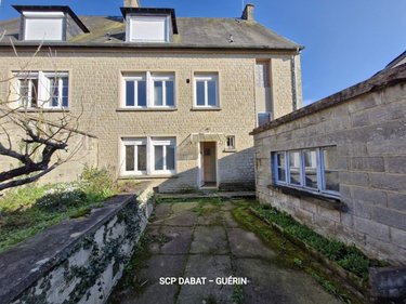 Immeuble a vendre Saint-Hilaire-du-Harcouët 50600 Manche 177 m2  184450 euros