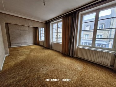 Immeuble a vendre Saint-Hilaire-du-Harcouët 50600 Manche 440 m2  274040 euros
