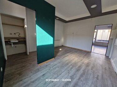 Immeuble a vendre Saint-Hilaire-du-Harcouët 50600 Manche 208 m2  205530 euros