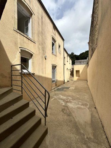 Immeuble a vendre Bricquebec-en-Cotentin 50260 Manche 173 m2  334760 euros
