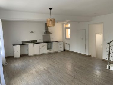 Location maison Saron-sur-Aube 51260 Marne 76 m2 3 pièces 640 euros