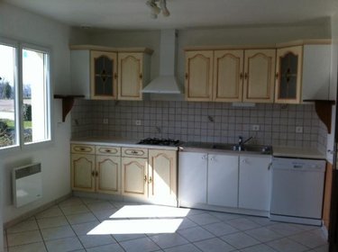 Location maison Villeneuve Saint Vistre et Villevotte 51120 Marne 94 m2 4 pièces 800 euros