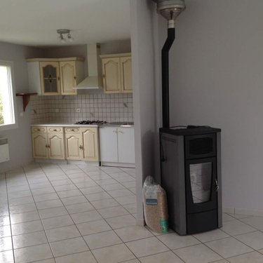 Location maison Villeneuve Saint Vistre et Villevotte 51120 Marne 94 m2 4 pièces 800 euros
