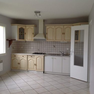 Location maison Villeneuve Saint Vistre et Villevotte 51120 Marne 94 m2 4 pièces 800 euros