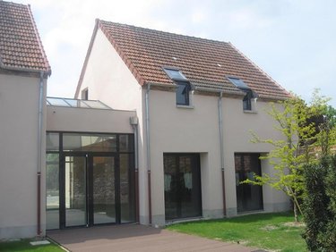 Fonds et murs commerciaux a vendre Sézanne 51120 Marne 126 m2  163657 euros