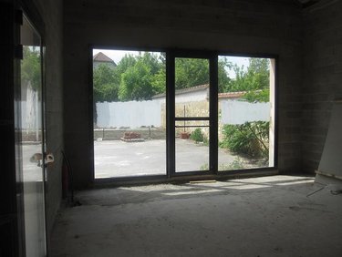 Fonds et murs commerciaux a vendre Sézanne 51120 Marne 126 m2  163657 euros