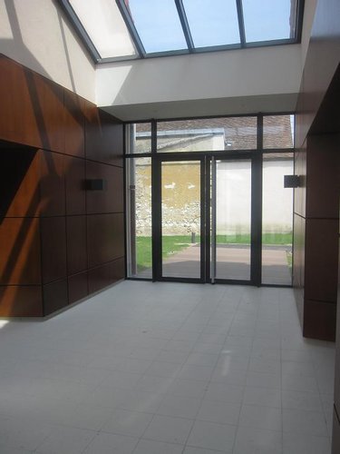 Fonds et murs commerciaux a vendre Sézanne 51120 Marne 126 m2  163657 euros