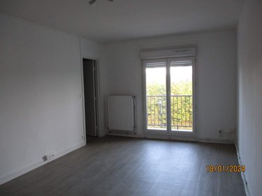 Location appartement Sézanne 51120 Marne 48 m2 2 pièces 4110 euros