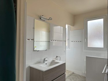 Immeuble a vendre Sézanne 51120 Marne 750 m2  299900 euros