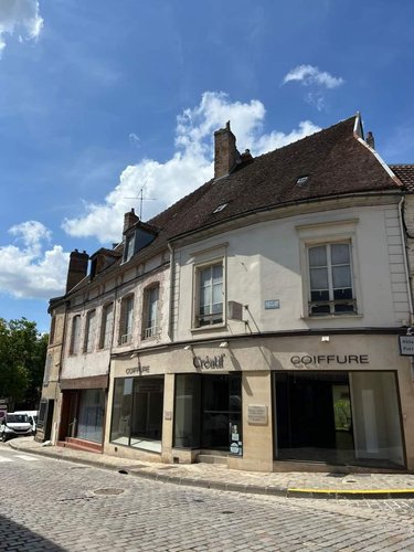 Immeuble a vendre Sézanne 51120 Marne 300 m2  177650 euros