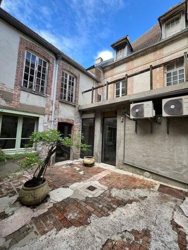 Immeuble a vendre Sézanne 51120 Marne 300 m2  177650 euros