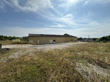 Immeuble a vendre Sézanne 51120 Marne 450 m2  229900 euros