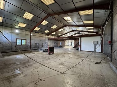 Immeuble a vendre Sézanne 51120 Marne 450 m2  229900 euros