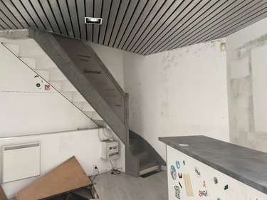 Immeuble a vendre Mayenne 53100 Mayenne 80 m2  68575 euros