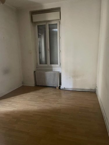 Immeuble a vendre Mayenne 53100 Mayenne 130 m2  63300 euros