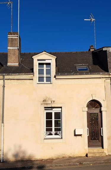 Maison a vendre Château-Gontier-sur-Mayenne 53200 Mayenne 59 m2 3 pièces 115160 euros