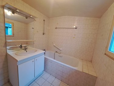 Maison a vendre Château-Gontier-sur-Mayenne 53200 Mayenne 59 m2 3 pièces 115160 euros