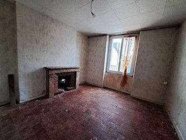 Fonds et murs commerciaux a vendre Craon 53400 Mayenne 100 m2  37400 euros