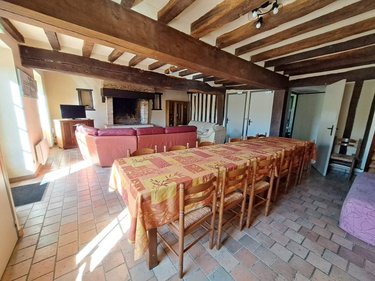 Fonds et murs commerciaux a vendre La Selle-Craonnaise 53800 Mayenne 733 m2  622800 euros