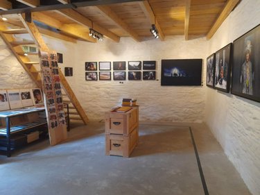 Fonds et murs commerciaux a vendre La Gacilly 56200 Morbihan 60 m2  183400 euros