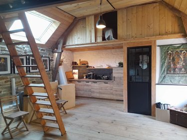 Fonds et murs commerciaux a vendre La Gacilly 56200 Morbihan 60 m2  183400 euros