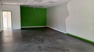 Location fonds et murs commerciaux La Gacilly 56200 Morbihan 73 m2  500 euros