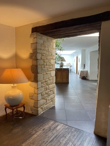 Fonds et murs commerciaux a vendre Rochefort-en-Terre 56220 Morbihan 430 m2  540800 euros