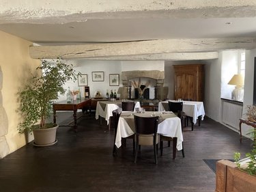 Fonds et murs commerciaux a vendre Rochefort-en-Terre 56220 Morbihan 250 m2  106000 euros