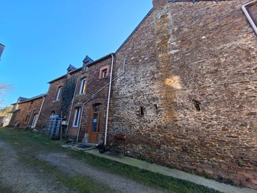 Immeuble a vendre Gaël 35290 Ille-et-Vilaine 425 m2  157350 euros