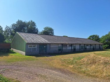 Bien agricole a vendre Saint-Léry 56430 Morbihan 650 m2  27950 euros