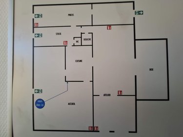 Fonds et murs commerciaux a vendre Mauron 56430 Morbihan 400 m2  167350 euros