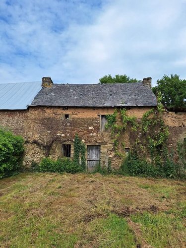 Bien agricole a vendre Ménéac 56490 Morbihan 100 m2  37200 euros