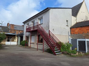 Fonds et murs commerciaux a vendre Mauron 56430 Morbihan 1468 m2  374000 euros
