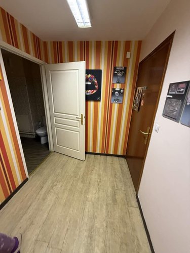 Fonds et murs commerciaux a vendre Hazebrouck 59190 Nord 42 m2  71000 euros