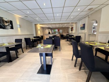 Fonds et murs commerciaux a vendre Hazebrouck 59190 Nord 230 m2  101000 euros