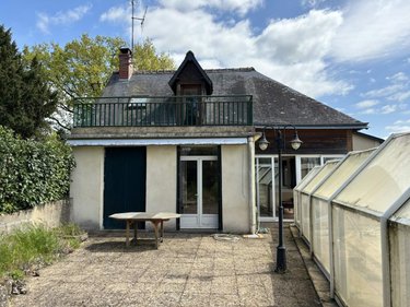 Maison a vendre Loir en Vallée 72340 Sarthe 260 m2  208400 euros