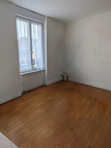 Location maison Bessé-sur-Braye 72310 Sarthe 58 m2 2 pièces 350 euros